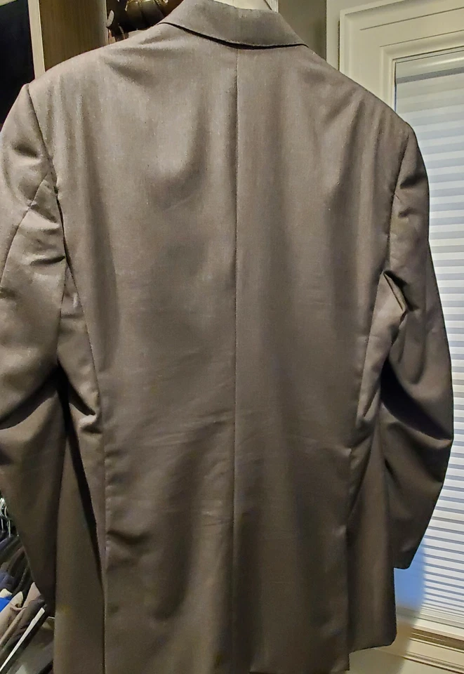 $1895 Canali Classic Men's Suit - Dark Gray - 44L - 100% Pure Wool - Image 4 of 4