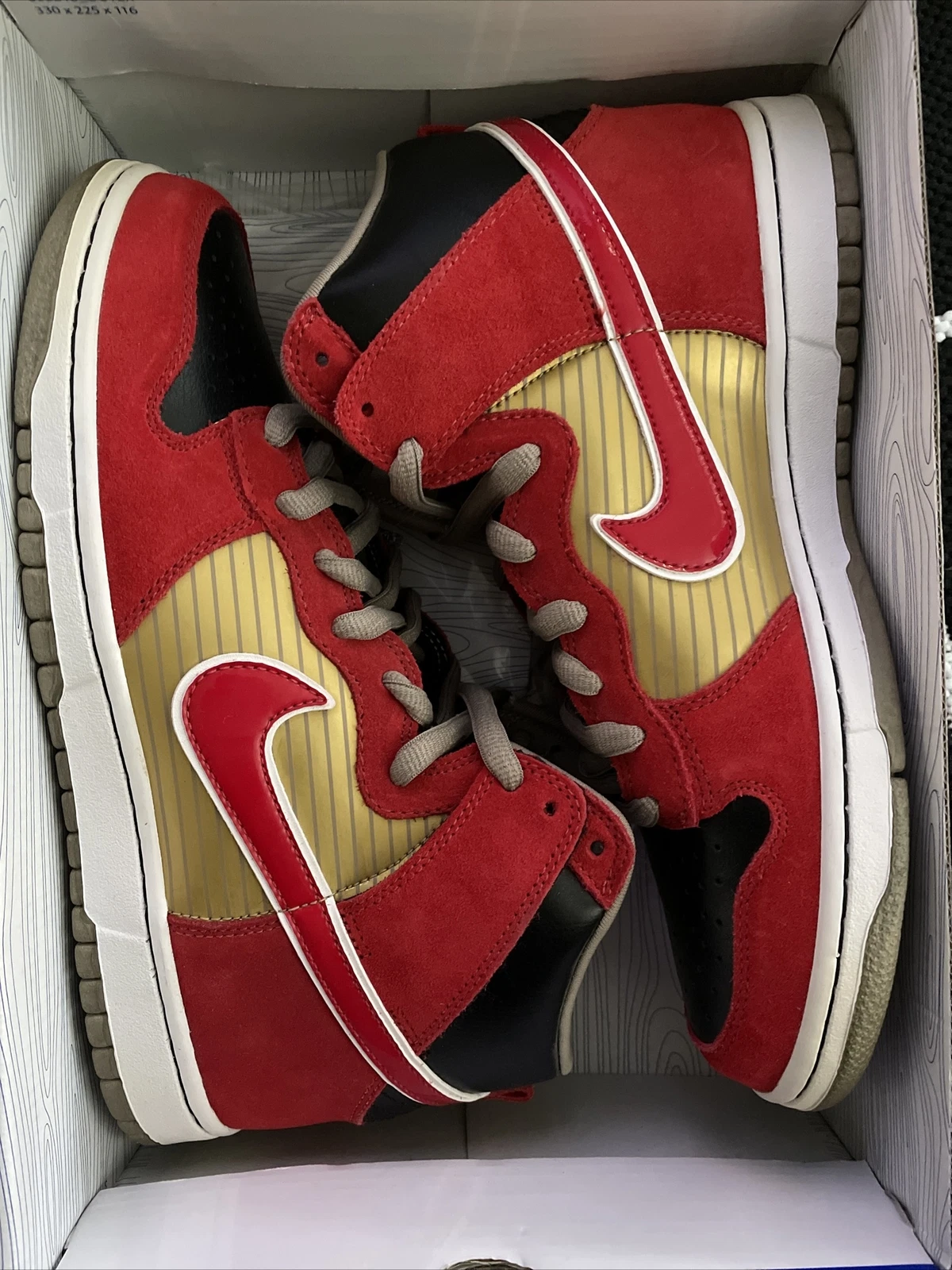 DS Nike SB Dunk High Tecate 9,5 Travis Supreme Plum Turdunken Cochons Diamant Skunk