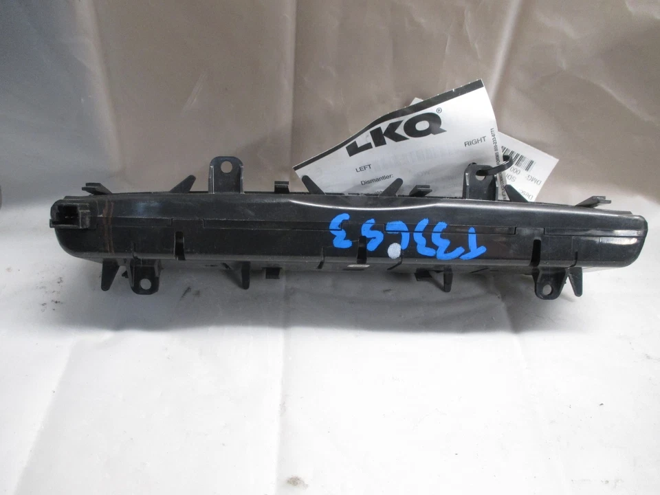 Mercedes-Benz Clase C 2015 2016 panel de control de radio OEM Foto 3 de 4