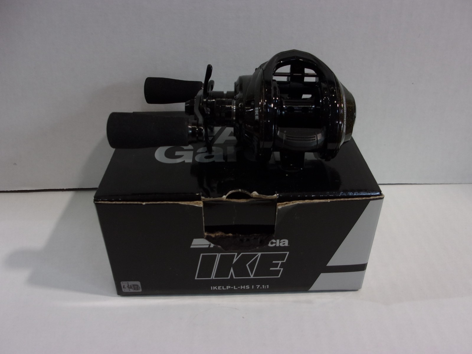 Abu Garcia IKE Left hand baitcast reel High Speed new