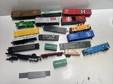HO Scale Trains For Parts Or Repair, Counter Weights And Shells As-Is