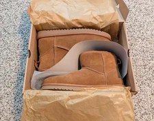 Koolaburra by UGG Koola Mini II Boots Chestnut Women's Brown Women's Size 10