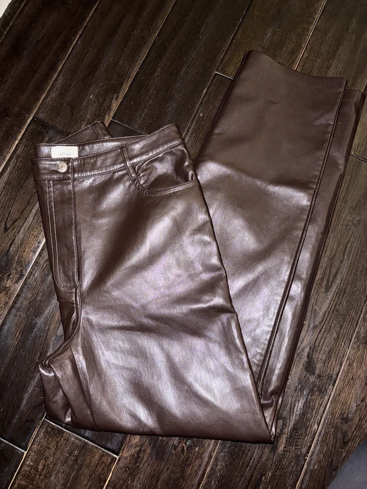 Pantalón Aritzia Wilfred Melina en cuero vegano Foto 3 de 4