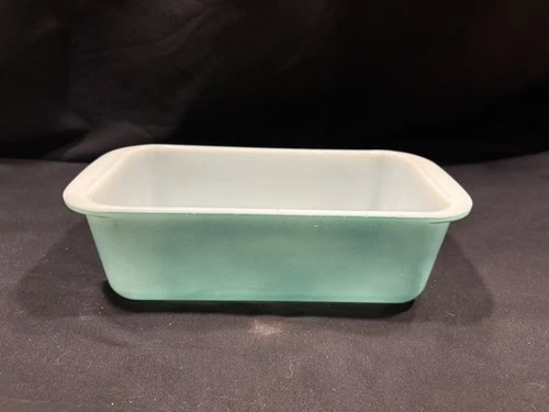 VTG Pyrex 213 Turquoise/Robins Egg Blue/Aqua Oven Bread Baking Dish 1.5 Qt USA
