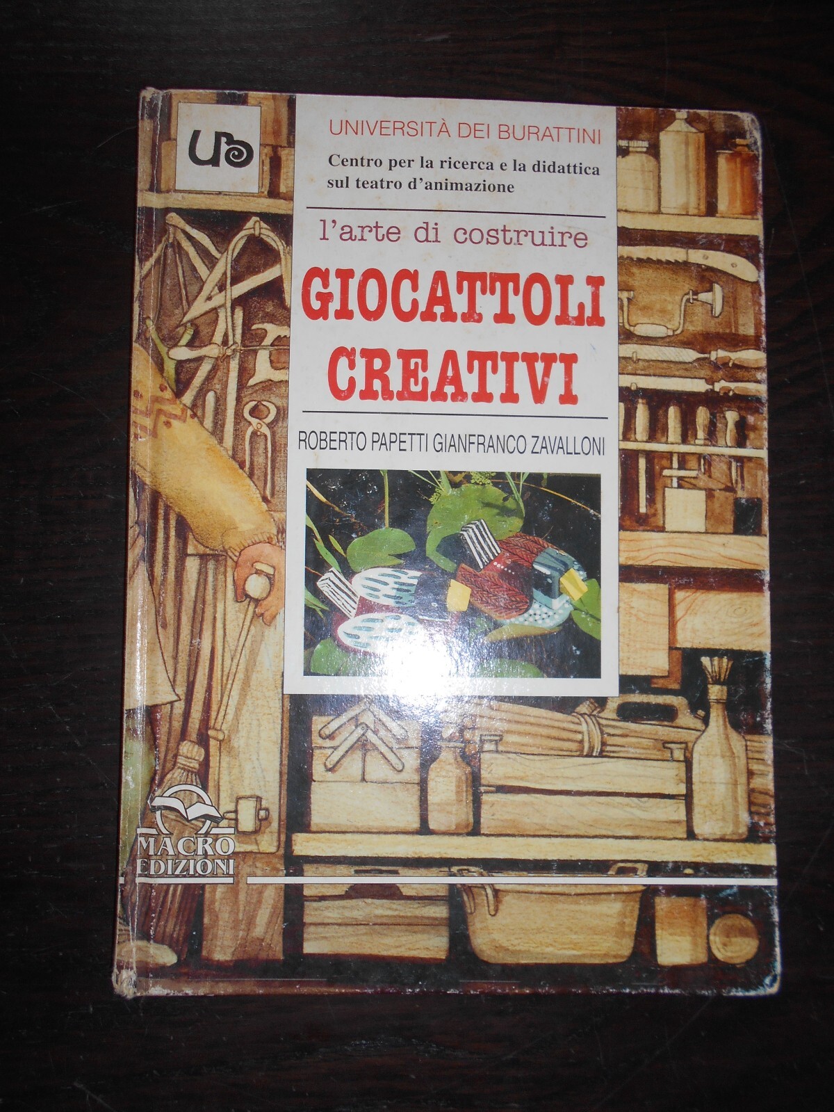 Foto 1 di 8
