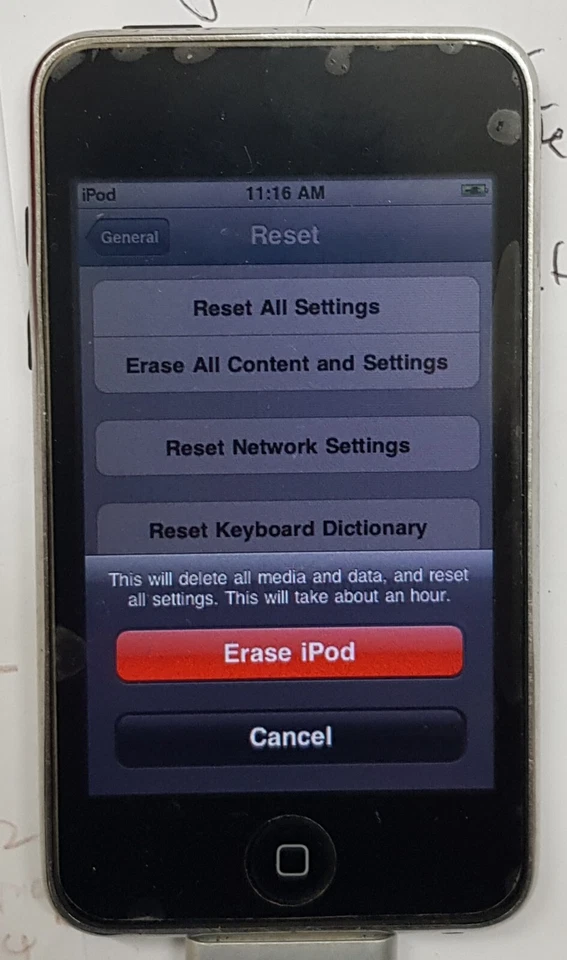 Apple iPod Touch 2nd Generation A1288 EMC2341 8GB Black/Silver Back - Image 2 of 4