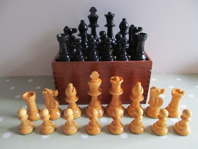 VINTAGE GEWICHTETES HOLZSCHACHSPIEL 5034 STAUNTON MUSTER KING 80mm - KOMPLETT