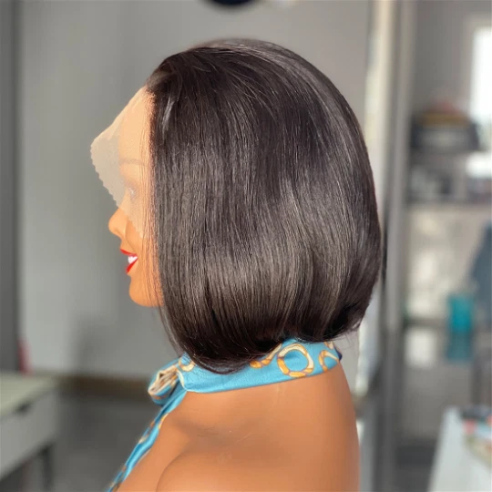 Peluca de cabello humano virgen frontal de encaje suizo Bob 13x4 de 10" peluca recta brasileña Foto 4 de 4