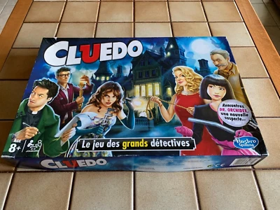CLUEDO - Rencontrez Dr. Orchidée, une nouvelle suspecte ... - Hasbro Gaming 2015 - Photo 1/4