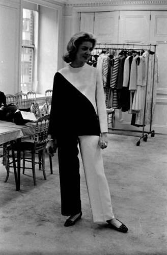 Actress Lauren Bacall spring wardrobe fitting with Designer Norma- Old Photo 18 - Picture 1 of 1