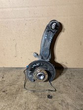 Mercedes-Benz CLA C117 X117 W117 2018 Links Radnabe Hinterrad A2464230420 Benzin