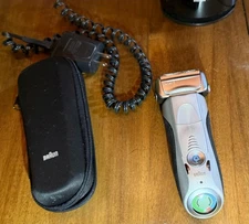 Braun Series 7 Shaver 7899cc Wet Dry with Case Charging Cord Cleaning Station