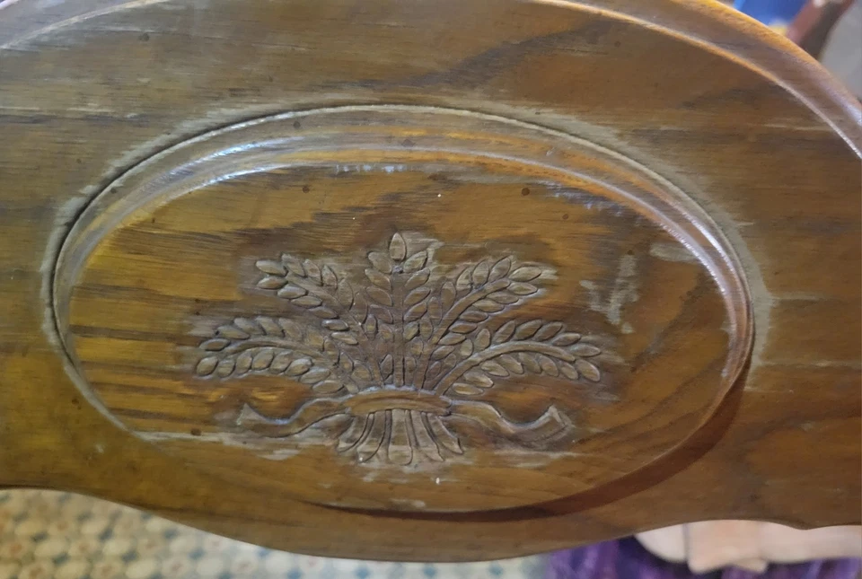 Espejo de pared/vestidor Stanley Furniture, marco de madera con medallón de trigo, 45"Hx29,5"W Foto 4 de 4