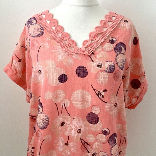 Made In Italy Size 18 20 Coral Floral Blouse Top 100% Cotton Lace Trim - Picture 2 of 10