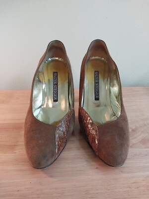 Vintage WALTER STEIGER Size 7 Brown Suede & Croc.  Heel