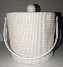 VINTAGE KRAFTWARE MESH WHITE ICE BUCKET