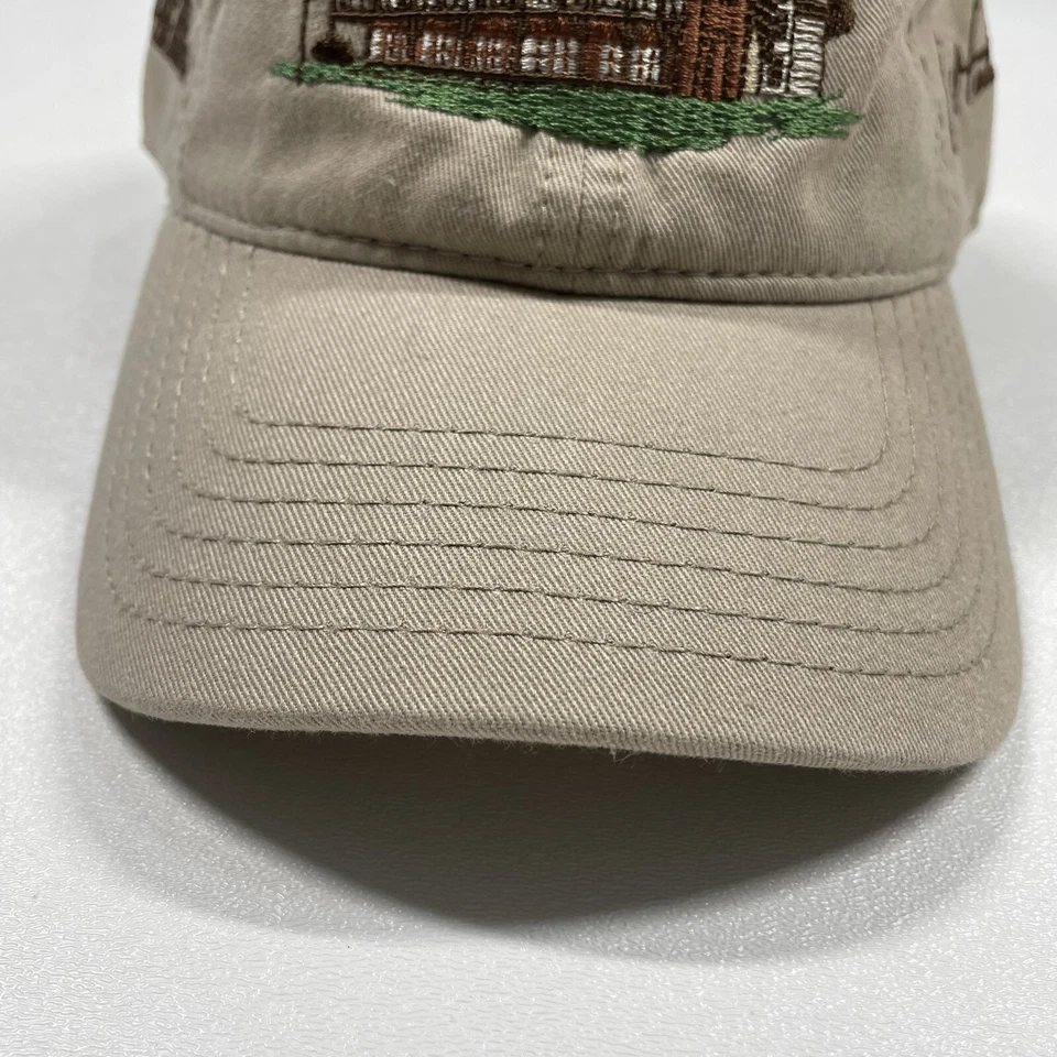 Gorra Arnold Palmer Arnie’s Barn Hat para hombre bronceada con tirantes Big Cedar Top Of The Rock Foto 3 de 4