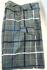 Mens Shorts Gray Plaid Wave Zone Size Large