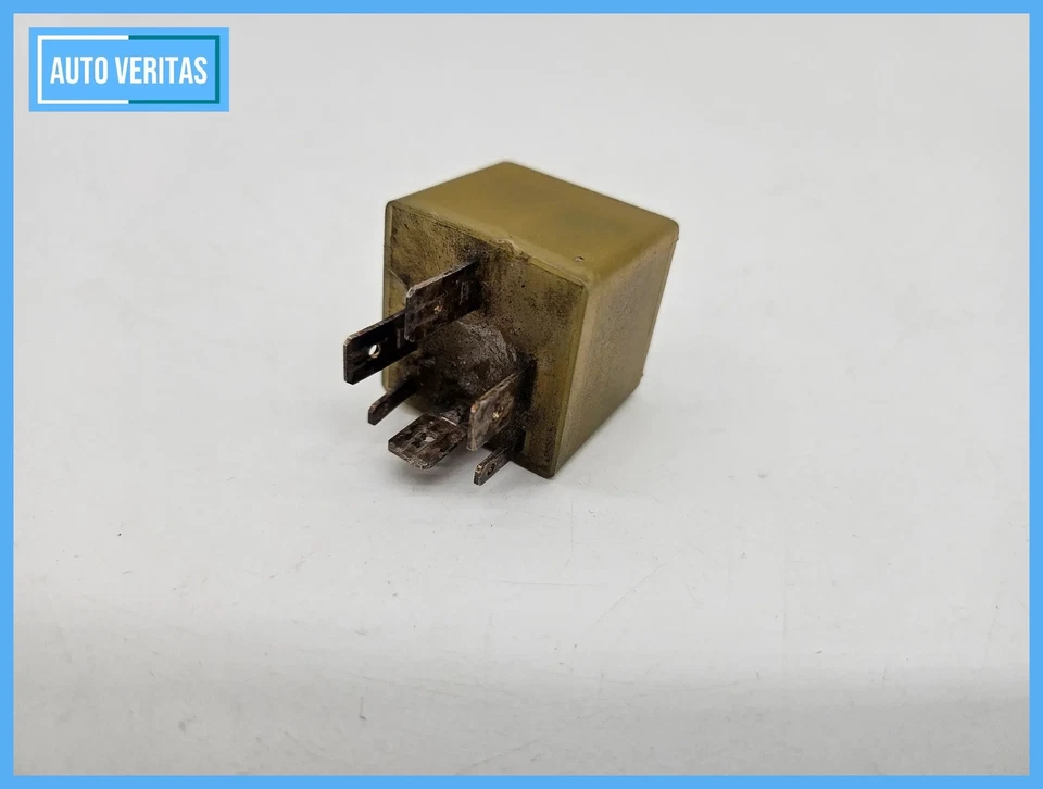 Original BMW Relais 895085 61.31-1368327 - Image 4 of 4