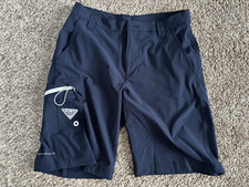 NWOT Columbia Men's PFG Terminal Tackle Shorts Size 30 Omni Shield 10" In. Navy