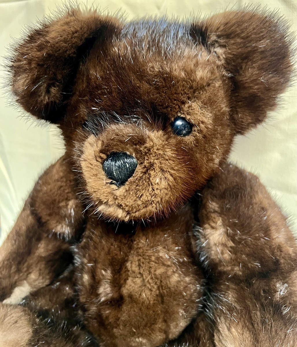 Real FUR 16 