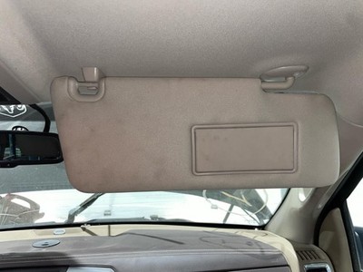09-12 DPU2500 Sun Visor Crew Cab (4 Dr) RH illuminationLight Pebble Beige-KT