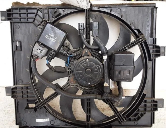 2011-2015 Nissan Juke Radiator Cooling Fan Assembly Electric OEM - Изображение 2 из 4