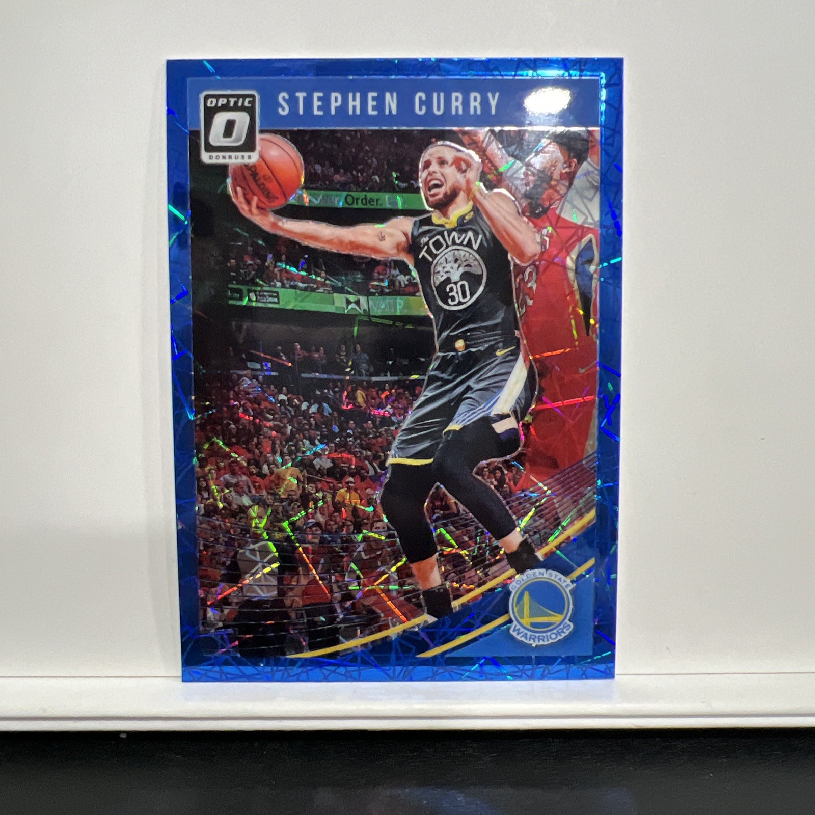 2018-19 Optic Stephen Curry Blue Velocity Prizm Refractor #2