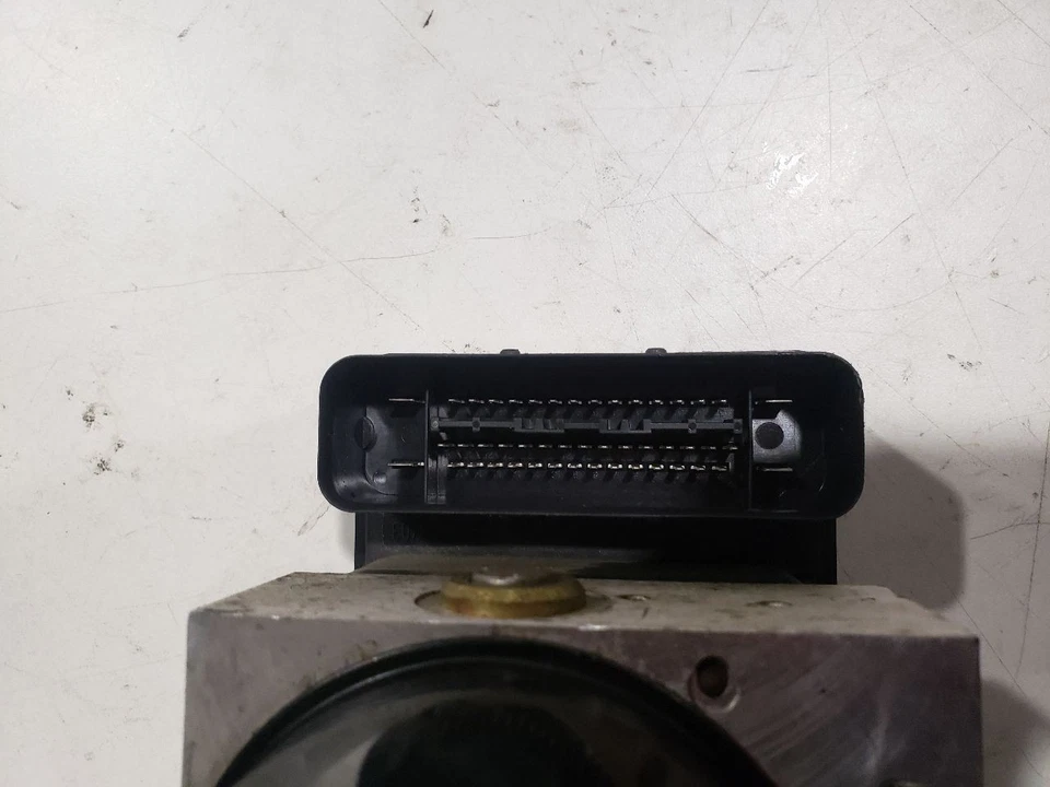 Bomba de freno antibloqueo ABS - BMW Z4 E85 RHD 2003 automático M54B30 - 02-06 OEM 6762868 Foto 4 de 4