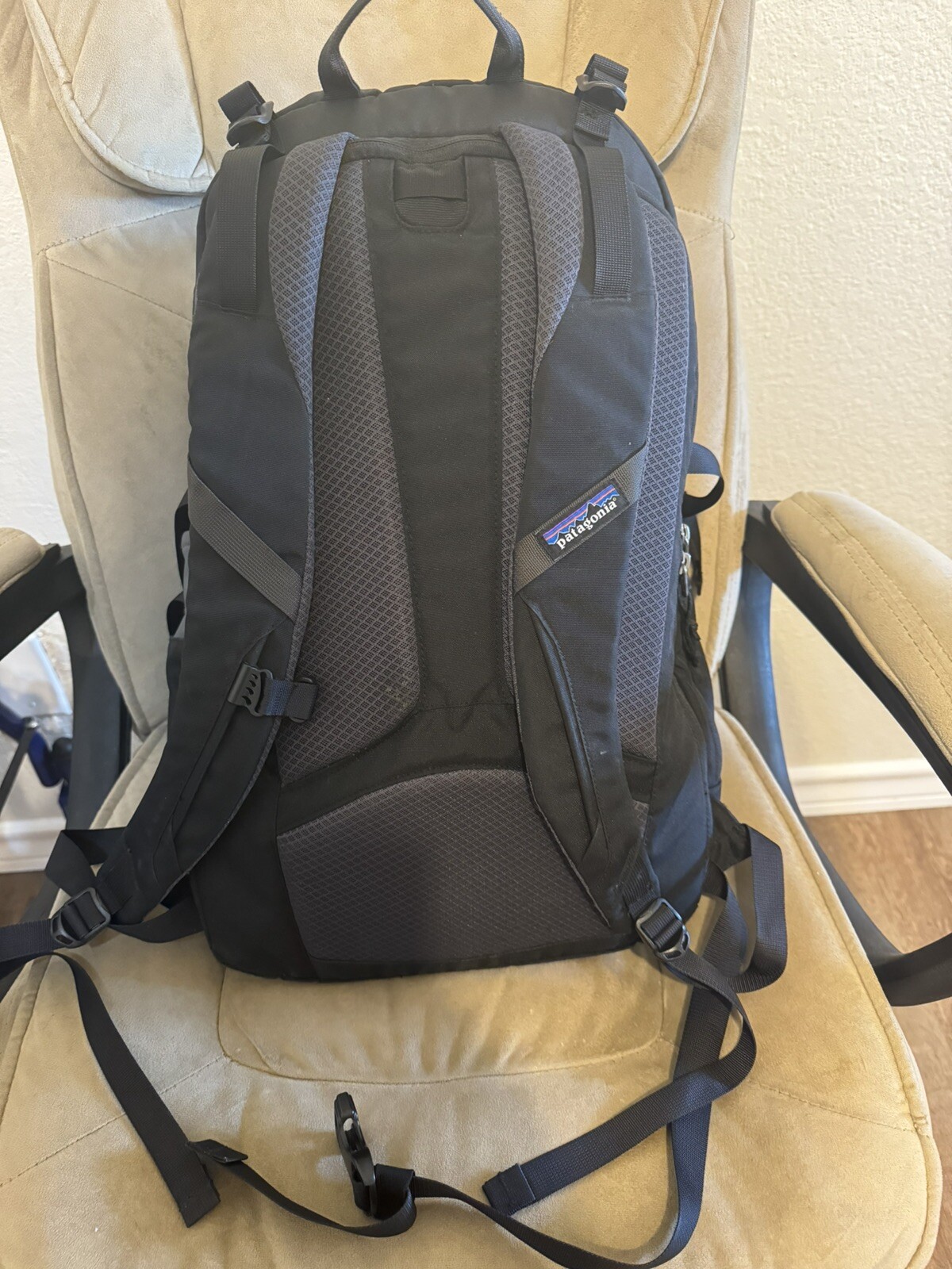Patagonia Paxat 32L Backpack Travel / Hiking /School! CLEAN! eBay