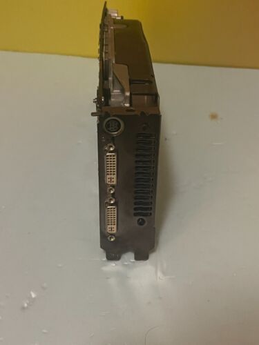 EVGA E-GEFORCE 8800 GTS (640-P2-N829-AR) GRAPHICS CARD 640MB PCI-E - Picture 2 of 2
