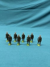 VTG Britains 195 British Infantry Set of 8 Toy Soldiers