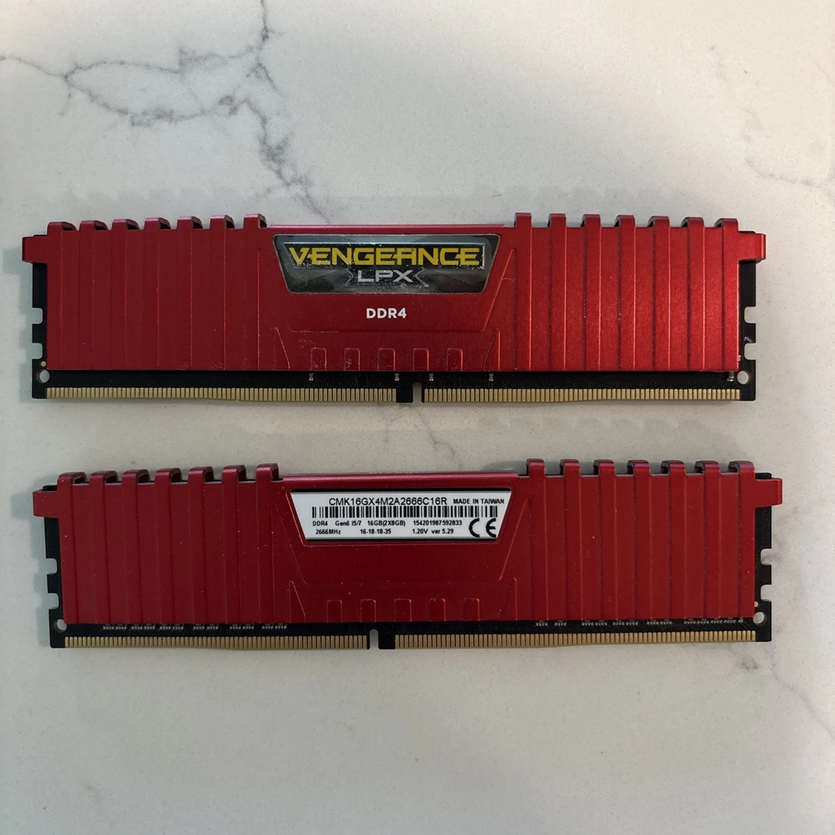 Corsair PC4-21300 (DDR4-2666) Bus Speed Computer RAM 16 GB Total