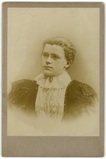 Cabinet Card Circa 1890s Unknown Gorgeous Lady in Fancy Dress Unmarked
