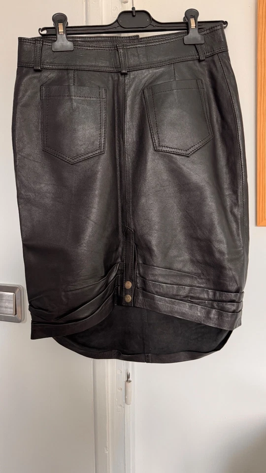 jupe vintage en cuir agneau noir de toute beauté taille 38 coupe crayon - Photo 4/4
