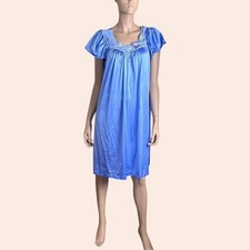Vintage Vanity Fair Blue Nightgown Size Med V Neck Embroidered Knee Length