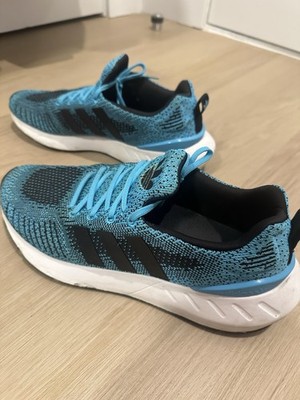Adidas Swift Run 22 athletic running shoes GZ3506 Size 10