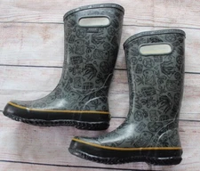 Bogs kids pirate rain boot size 3