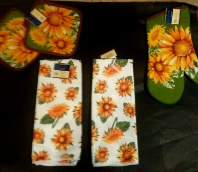 Sunflowers:-Choice Of Potholders or Oven mitt or Kitchen towels or BUY Set SAVE