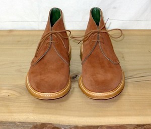 trickers chukka boots