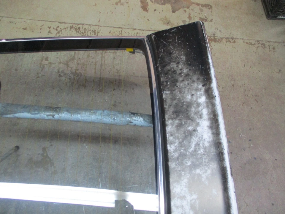 1986 85 84 Nissan 300ZX VG30E не турбо 2 + 0 модель задний люк и стеклянные дефекты - Изображение 4 из 4