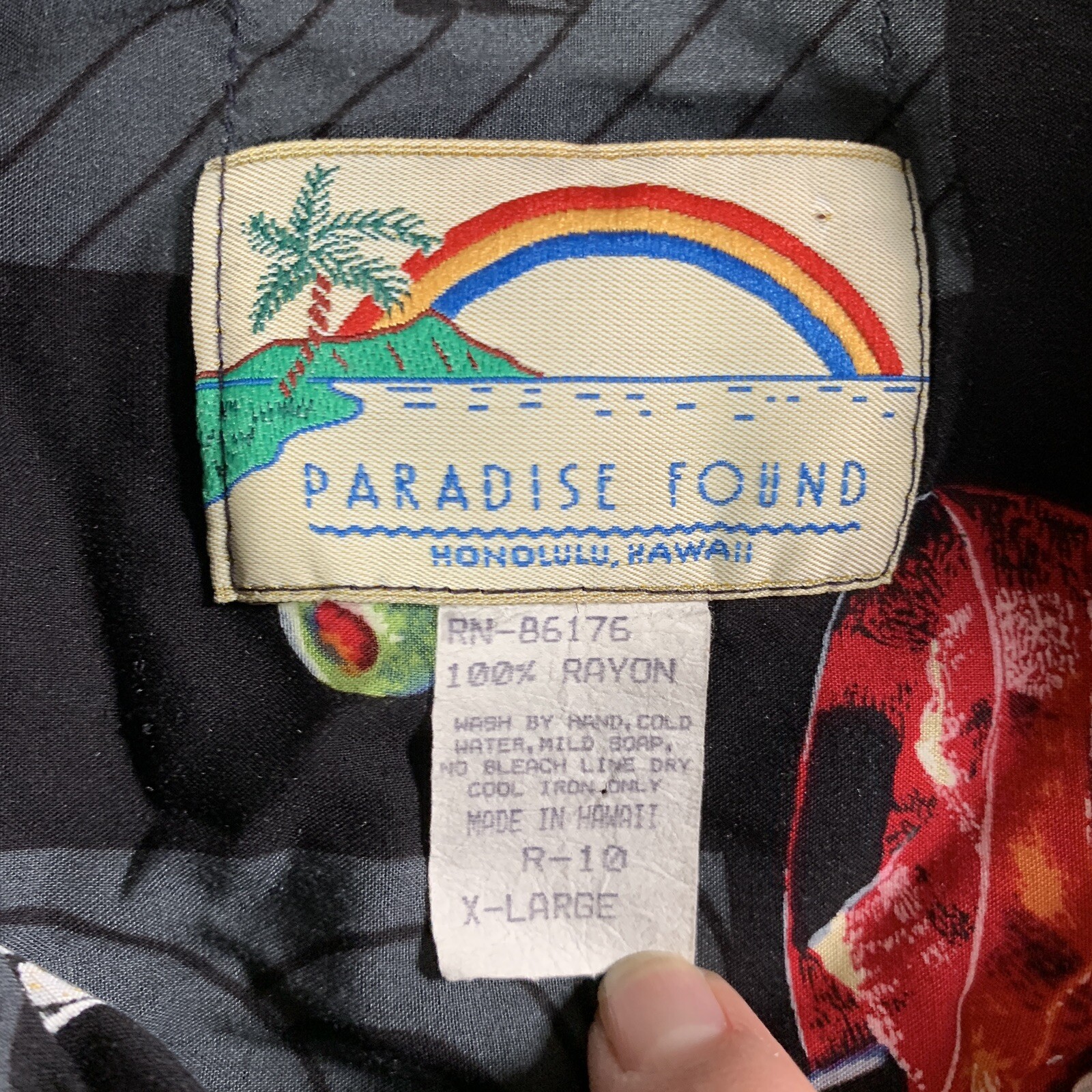 PARADISE FOUND Men’s Hawaiian Button Shirt Cocktail Drink Martini Tiki Sz XL EUC