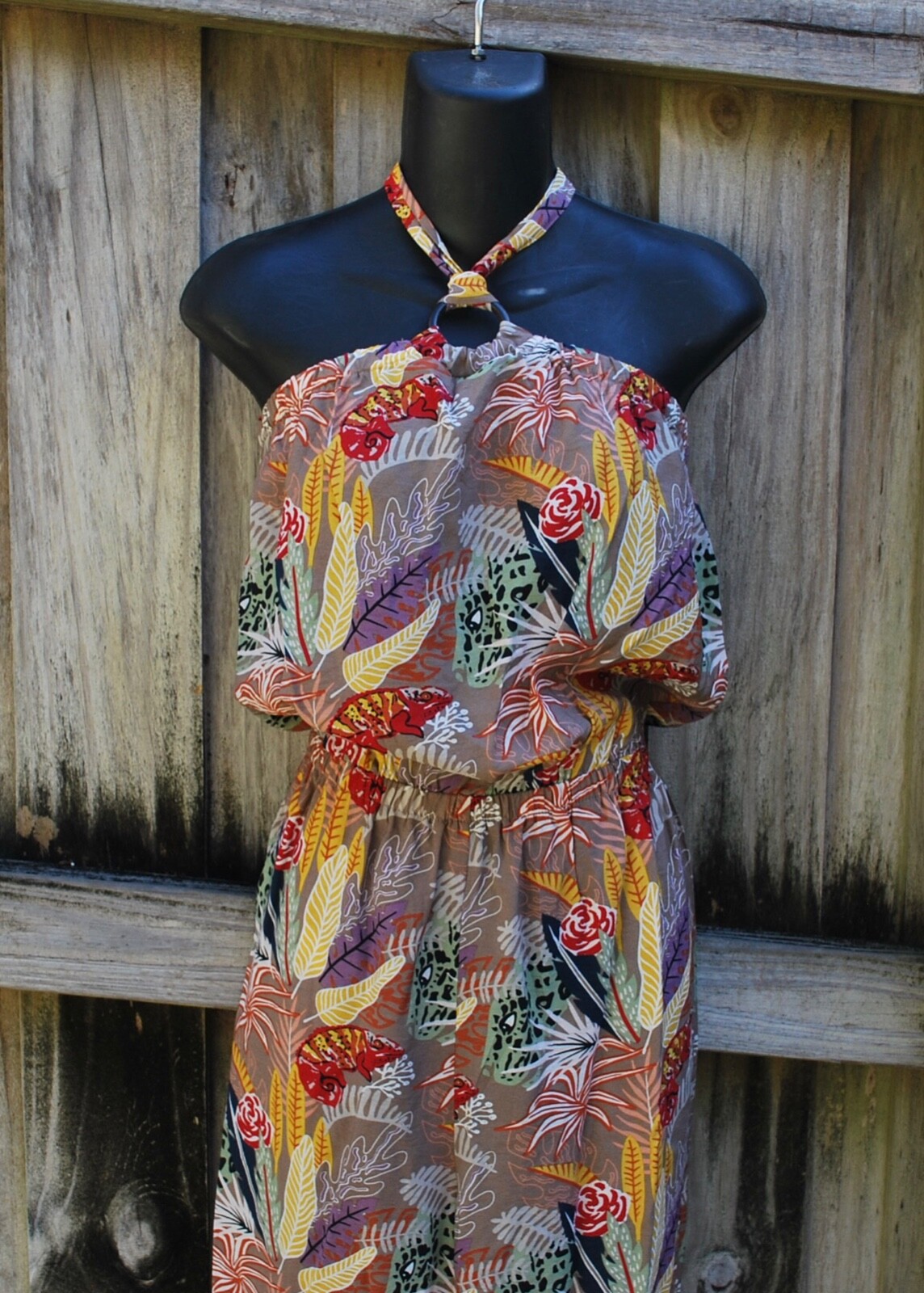 Easel Los Angeles Boutique Romper, Jumper, Jumpsuit Halter Neck size