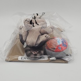 Shenmue III The Definitive Soundtrack 6 CD Box Set & Orphan Cat Plush Dreamcast 