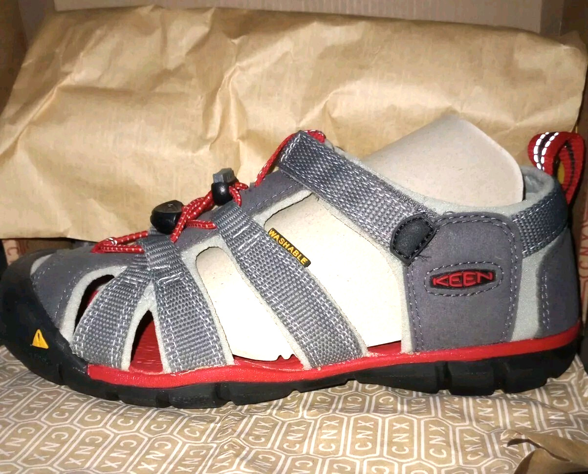 KEEN SEACAMP II CNX BOYS' Sandals Hiking/Water Shoes (Gray/Red, Size 3) *NIB*