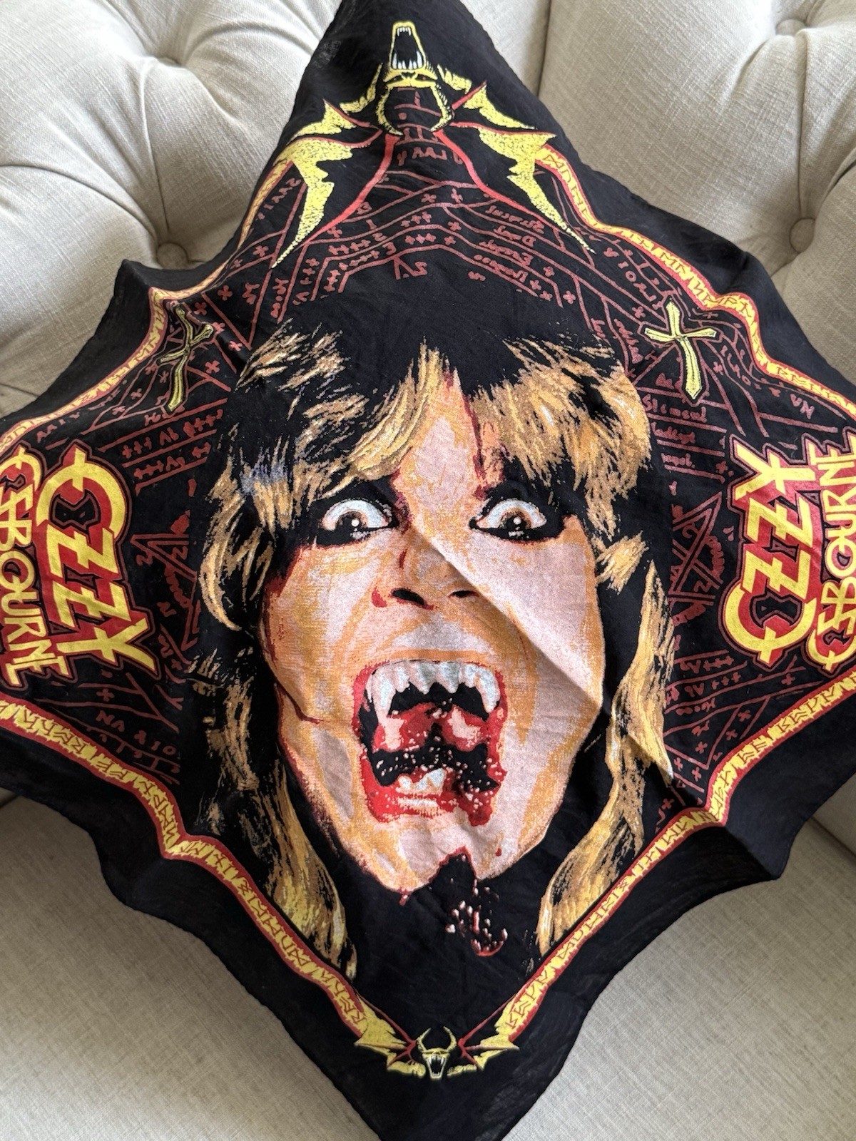 OFFICIAL OZZY OSBOURNE SPEAK OF THE DEVIL BANDANA *OFFICIAL OZZY TOUR MERCH 2018