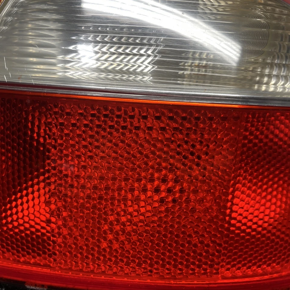 ☑️ Luz trasera derecha lado pasajero Audi A4 S4 2002-2005 sedán 4 puertas OEM Foto 4 de 4