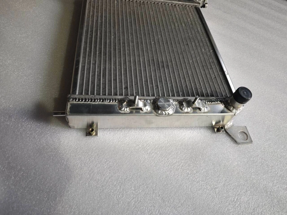 👍Radiator Fit NISSAN MARCH/DATSUN MICRA K10 MA10S 1.0L 1982-1989 1984 85 86 87 — 第 3/4 张图片