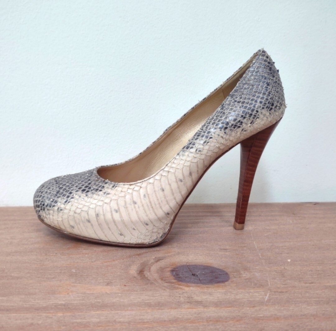 Stuart Weitzman python snake leather cream and gr… - image 4