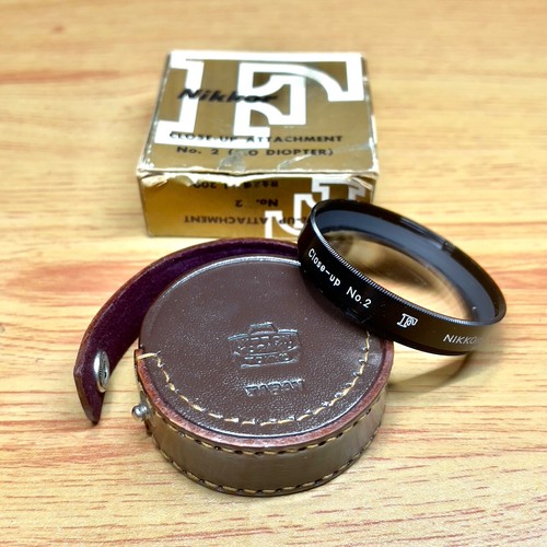 Nikon Nikkor - Close-Up Attachment No.2 + Leather Case - BARGAIN - Free Shipping - Picture 2 of 4
